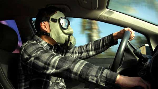 olor a coche nuevo es tóxico