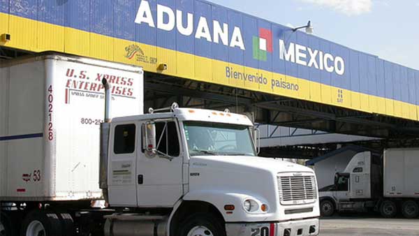 Aduanas de México Cruce de camion por aduana
