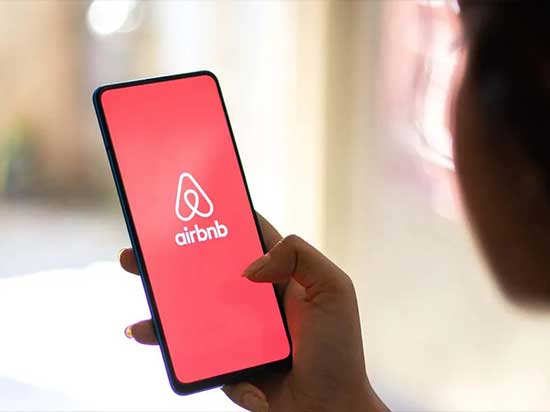 Airbnb se reinventa