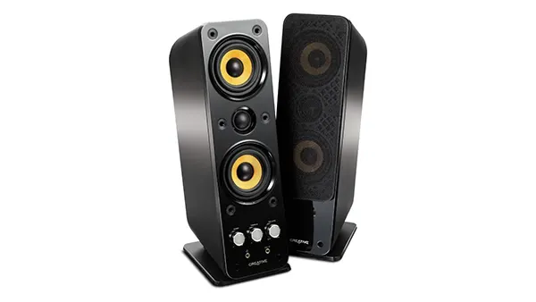 Creative GigaWorks T40 Series II 2.0: Sonido Potente y Compacto Creative GigaWorks T40 Series II 2.0