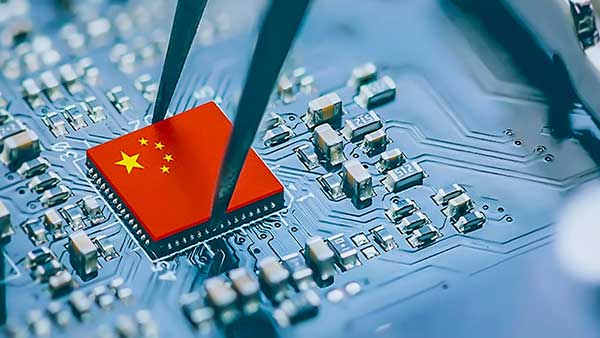 Japón une fuerzas contra China por equipos de chips Japón