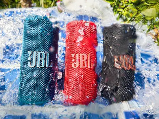 JBL Grip: sonido potente, diseño compacto y resistencia total