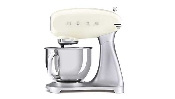 Descubre el Encanto Retro con el Smeg Mezclador de Pie de Crema Smeg Mezclador de Pie