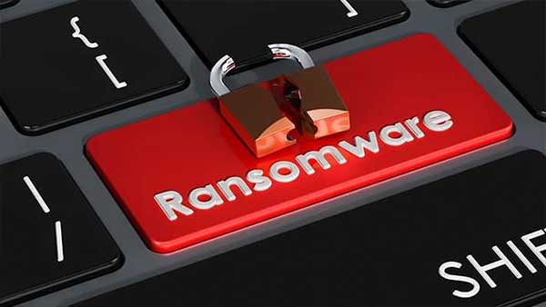 Información sobre el virus ransomware Teclado laptop con alerta